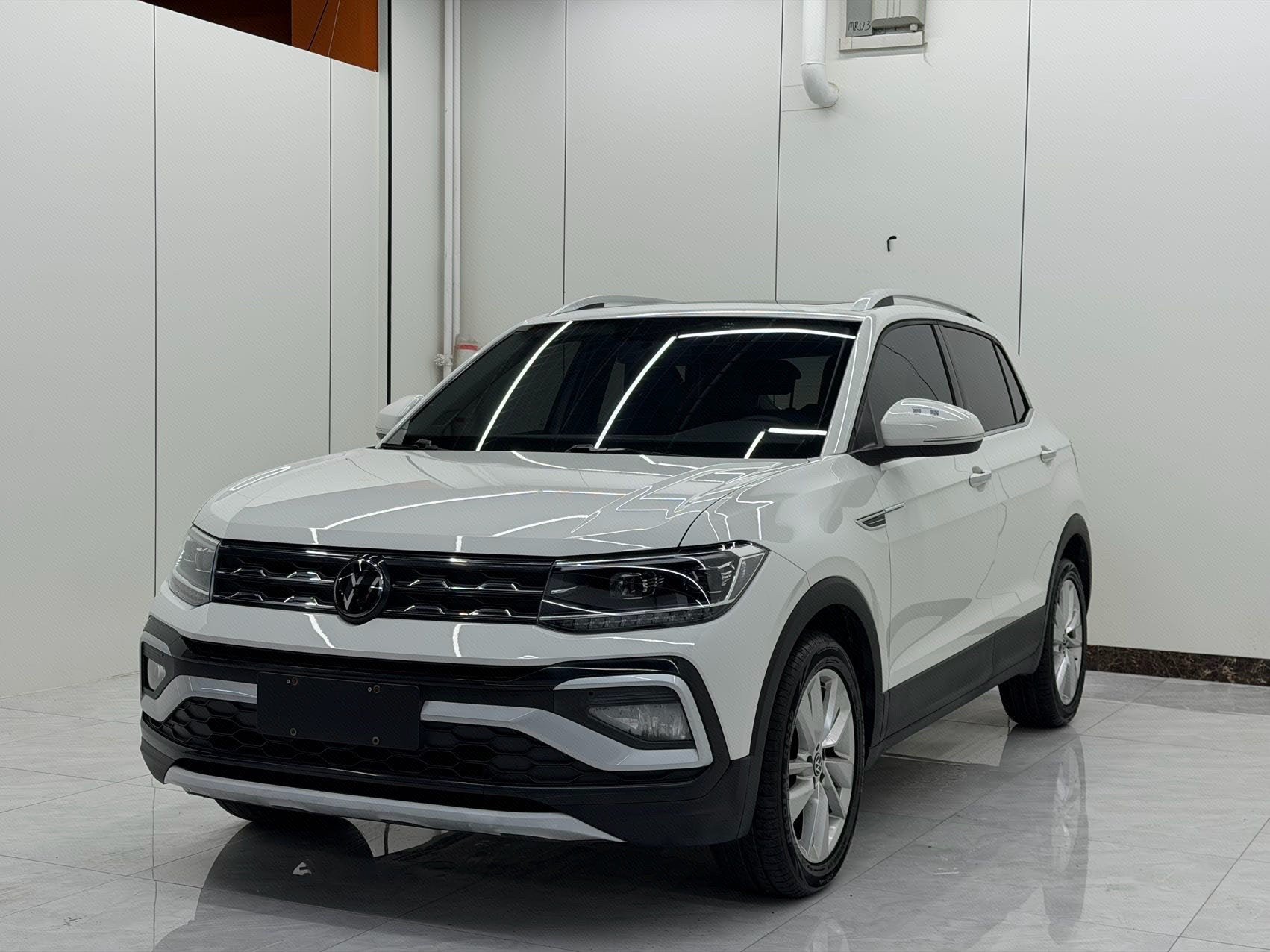 Volkswagen T-Cross 2021 Volkswagen T-Cross 2021 car image