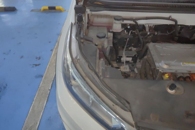BYD Yuan New Energy 2019 car image #24