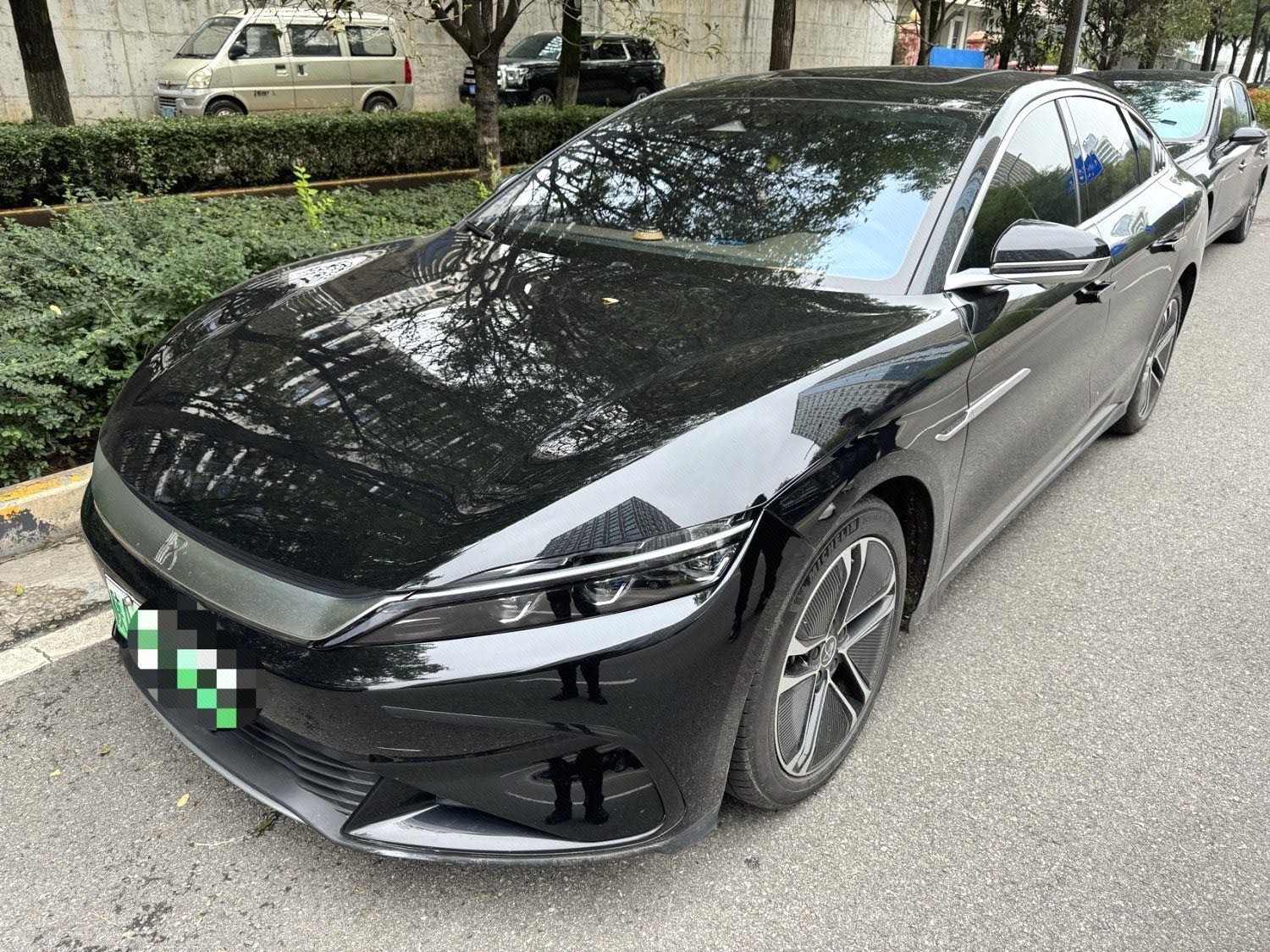 BYD Han 2025 car image 
