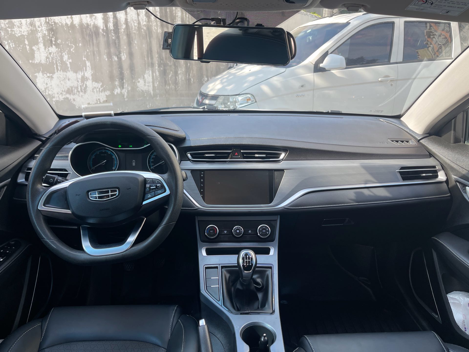GEELY Emgrand 2022 car image #4