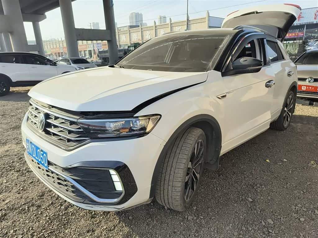 Volkswagen T-Roc 2023 Volkswagen T-Roc 2023 car image
