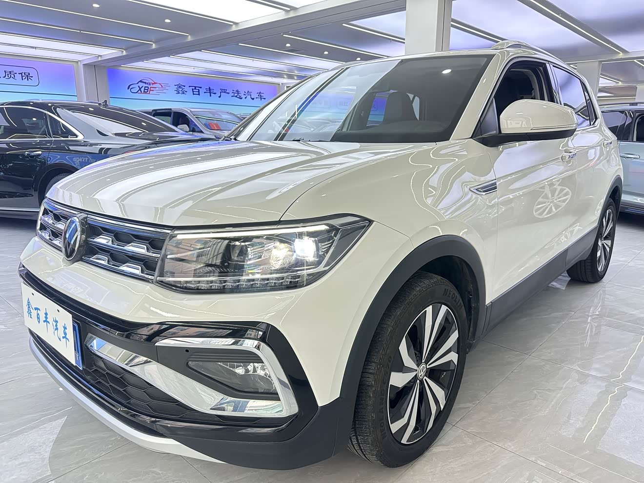 Volkswagen T-Cross 2021 car image 