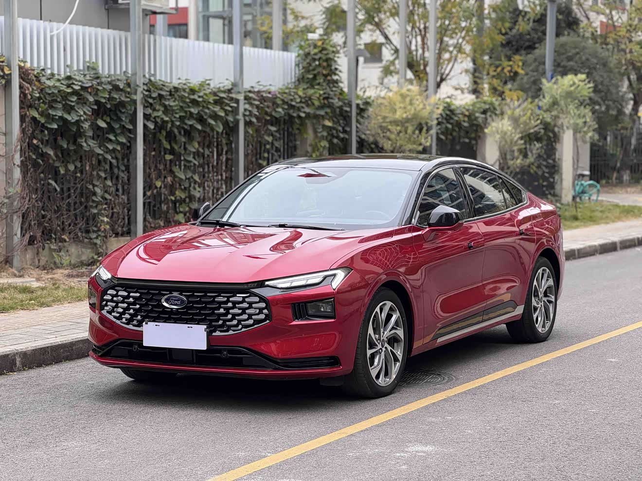 Ford Mondeo 2024 car image 