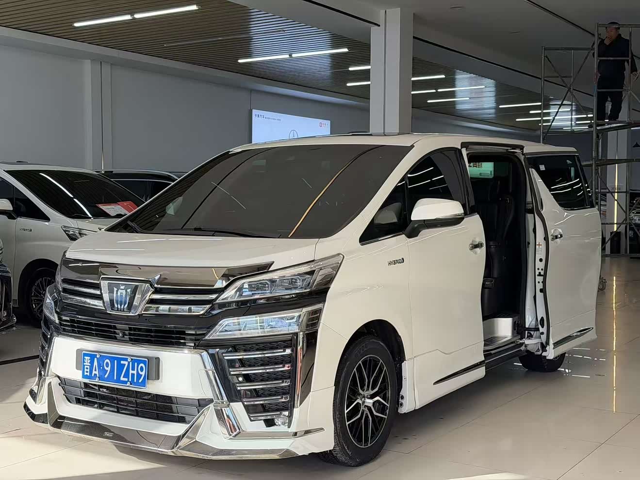 Toyota Vellfire 2019 Toyota Vellfire 2019 immagine di auto