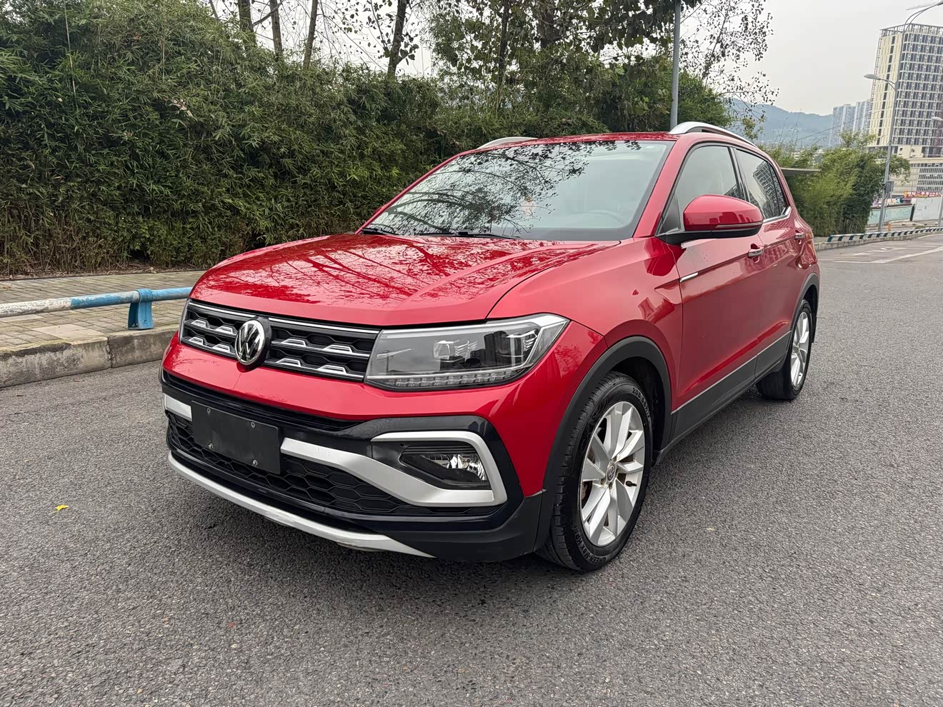 Volkswagen T-Cross 2019 Volkswagen T-Cross 2019 car image