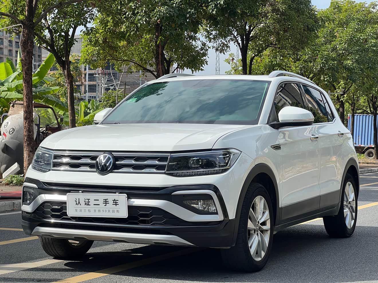 Volkswagen T-Cross 2023 car image 