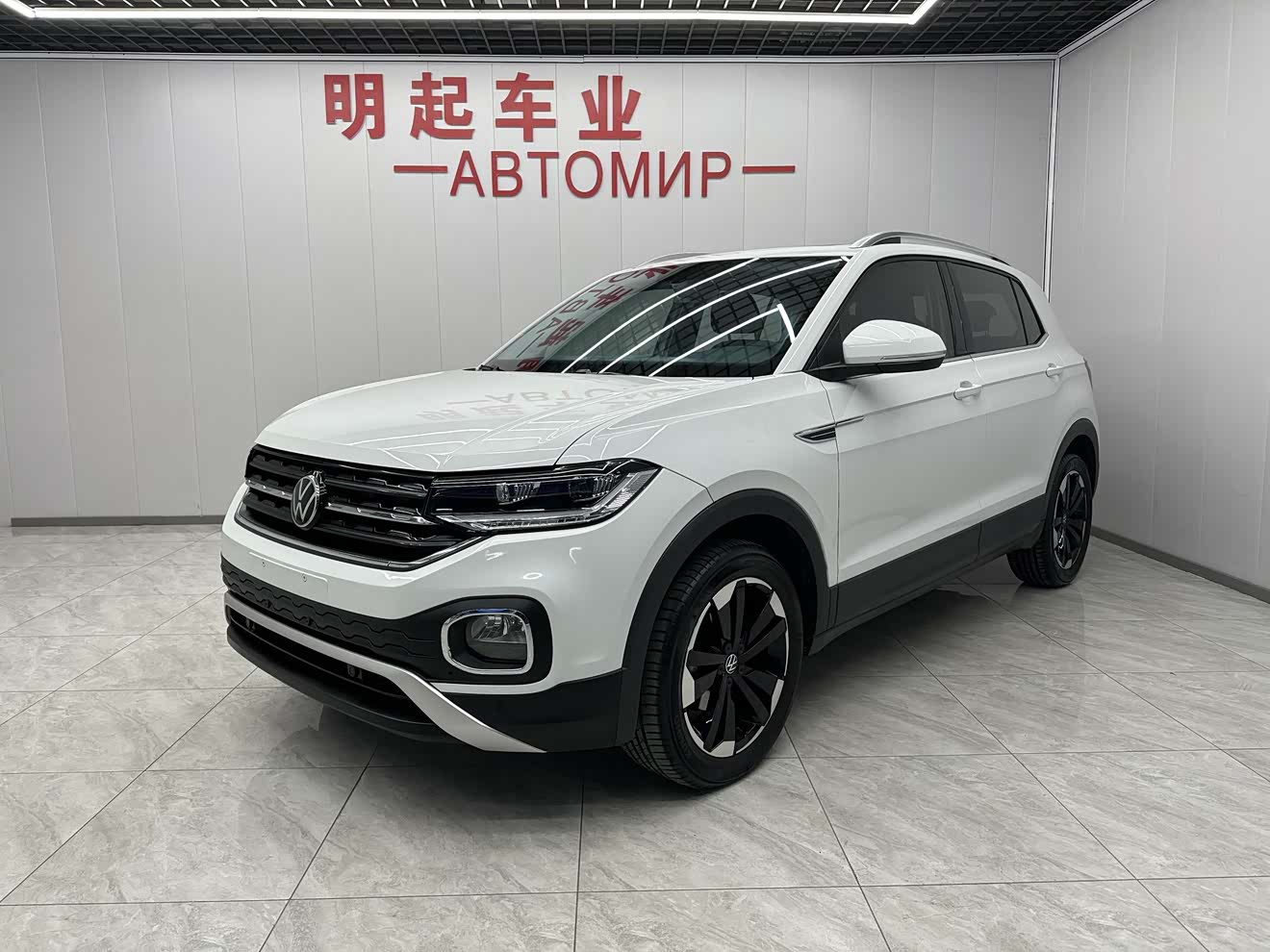 Volkswagen Tacqua 2022 car image 