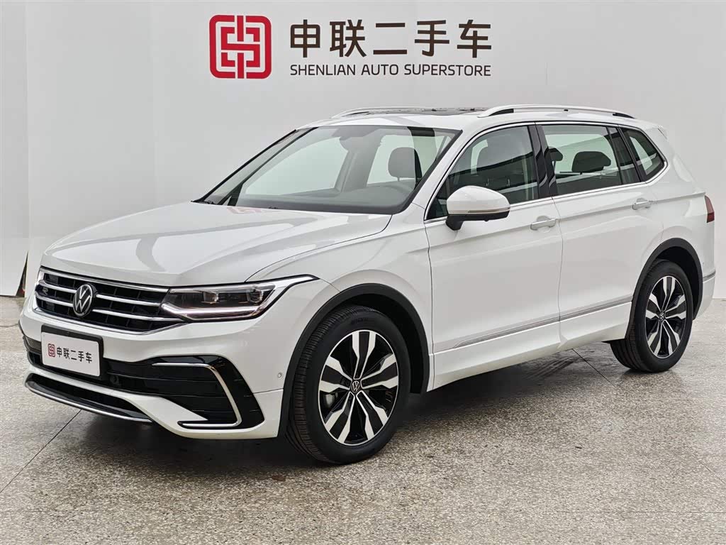 Volkswagen Tiguan L 2024 car image 