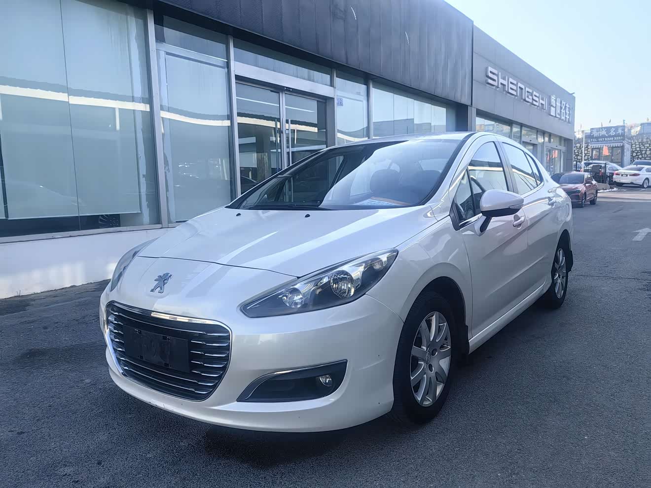 Peugeot 308 2015 car image 