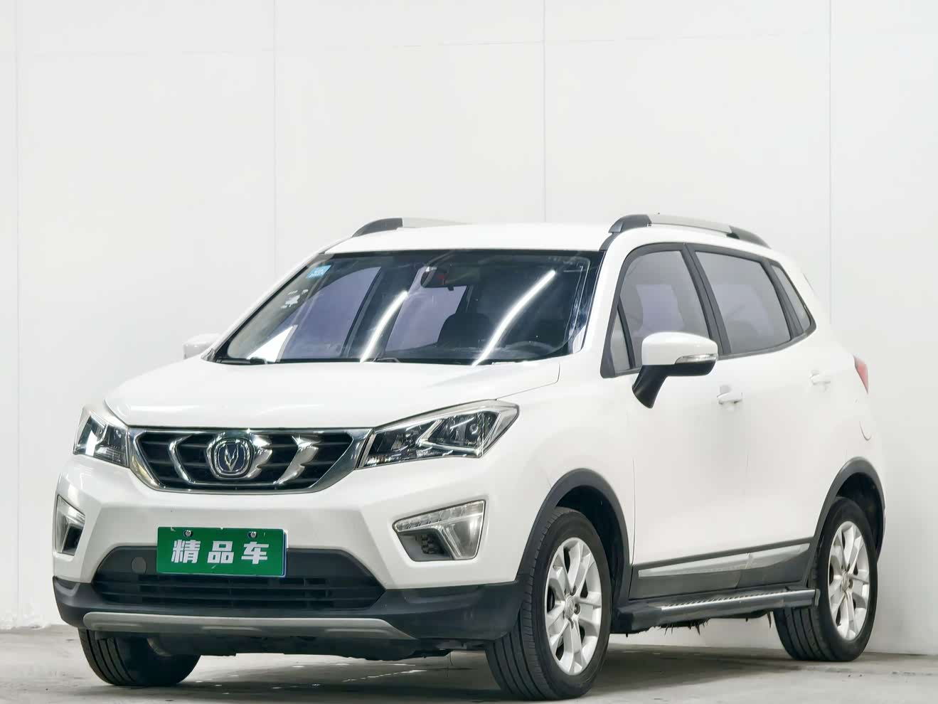 Changan CS15 2016 car image 