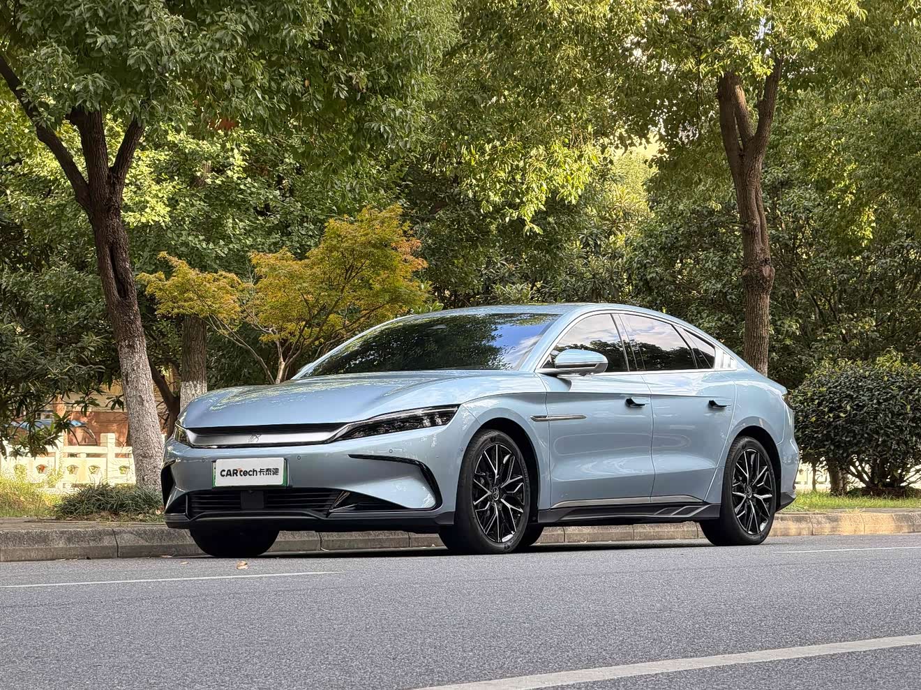 BYD Han 2023 car image 