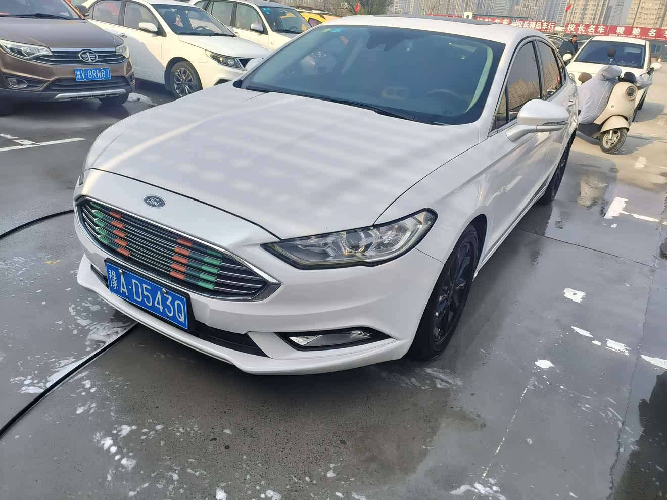 Ford Mondeo 2017 car image 