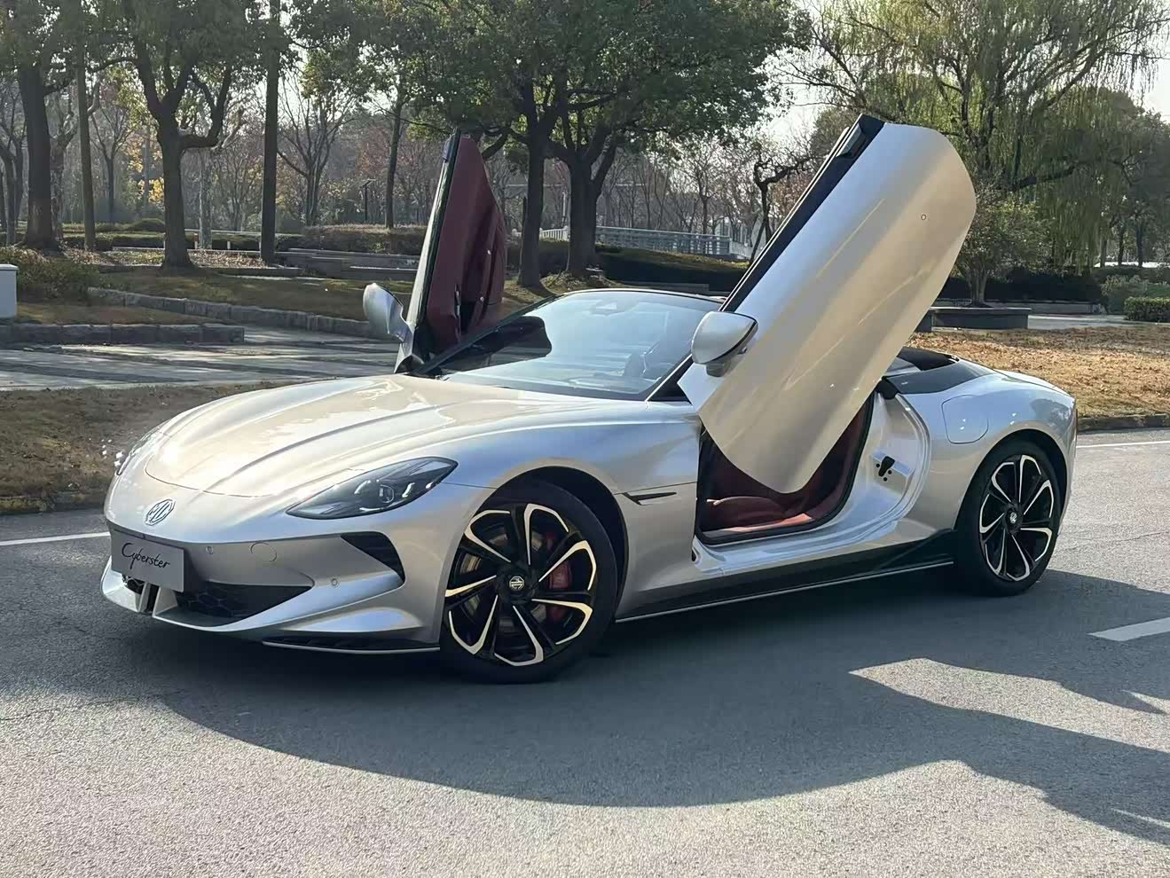 MG Cyberster car image 