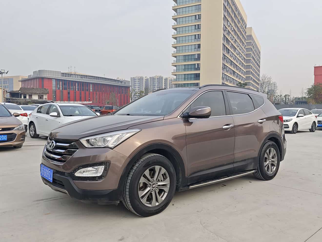 Hyundai Santa Fe 2013 car image 