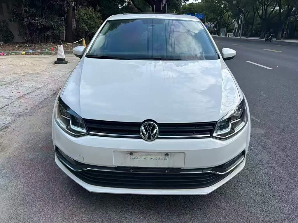 Volkswagen Polo 2018 Volkswagen Polo 2018 car image