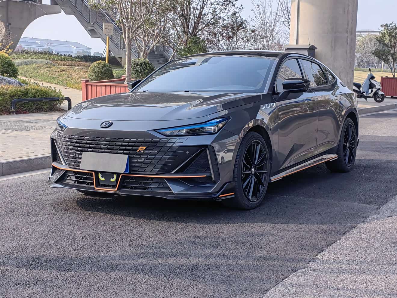 Changan UNI-V 2023 car image 