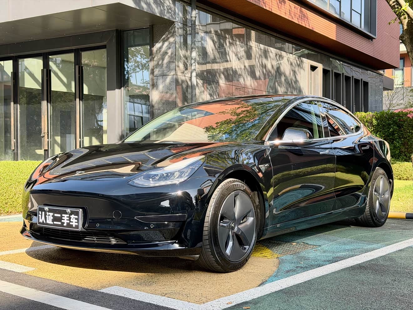 Tesla Model 3 2020 Tesla Model 3 2020 car image