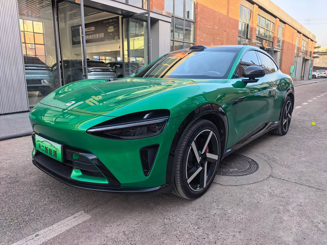 MI YU7 2025 汽车图片 