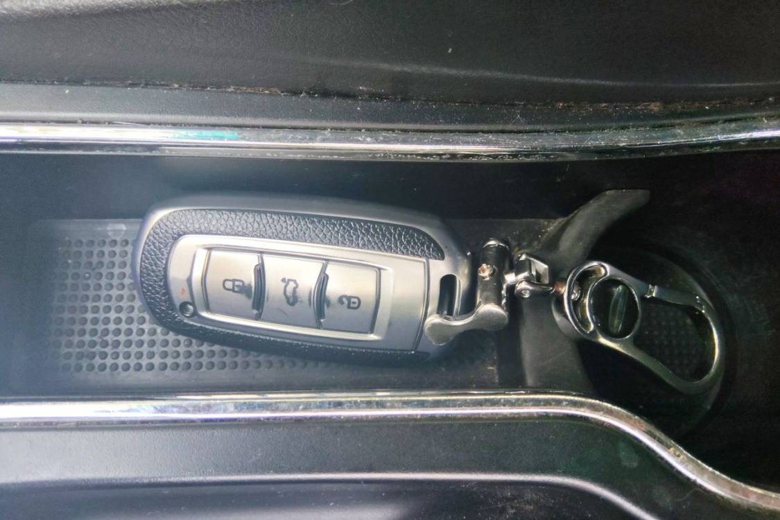 GEELY Emgrand 2015 car image #30