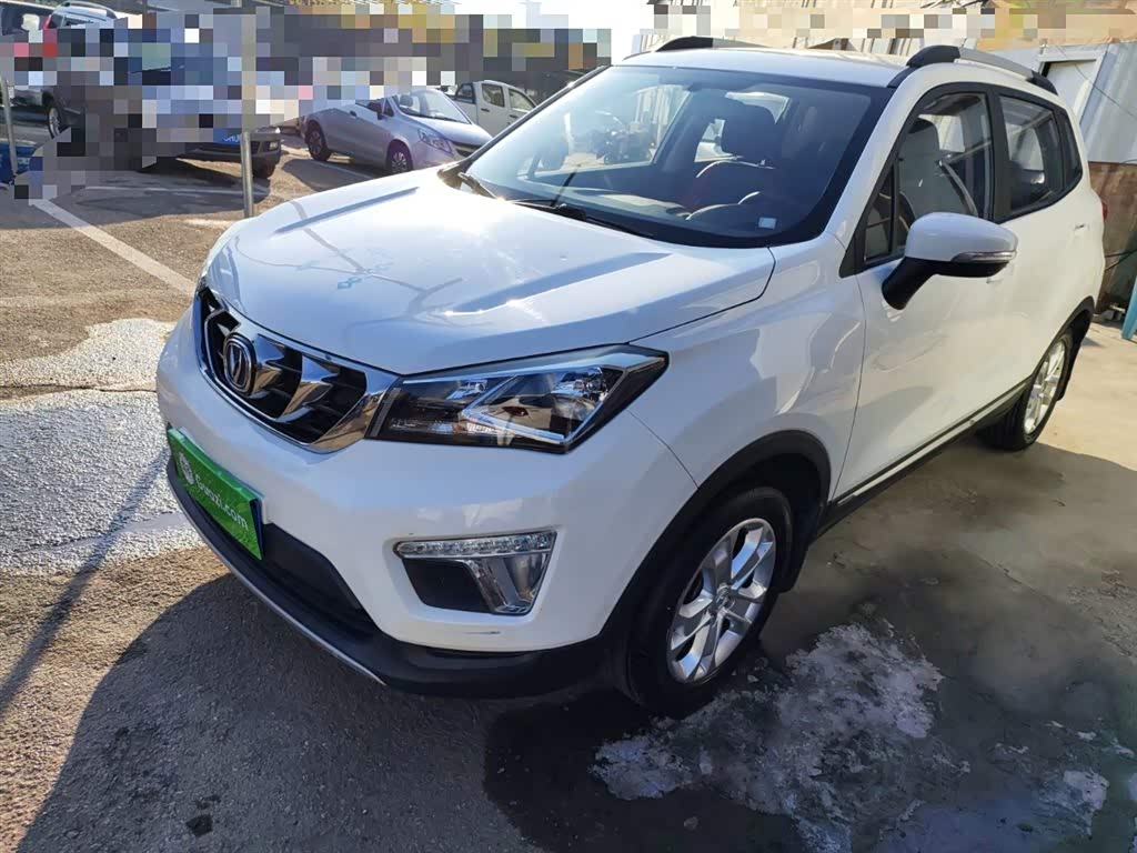 Changan CS15 2017 Changan CS15 2017 car image