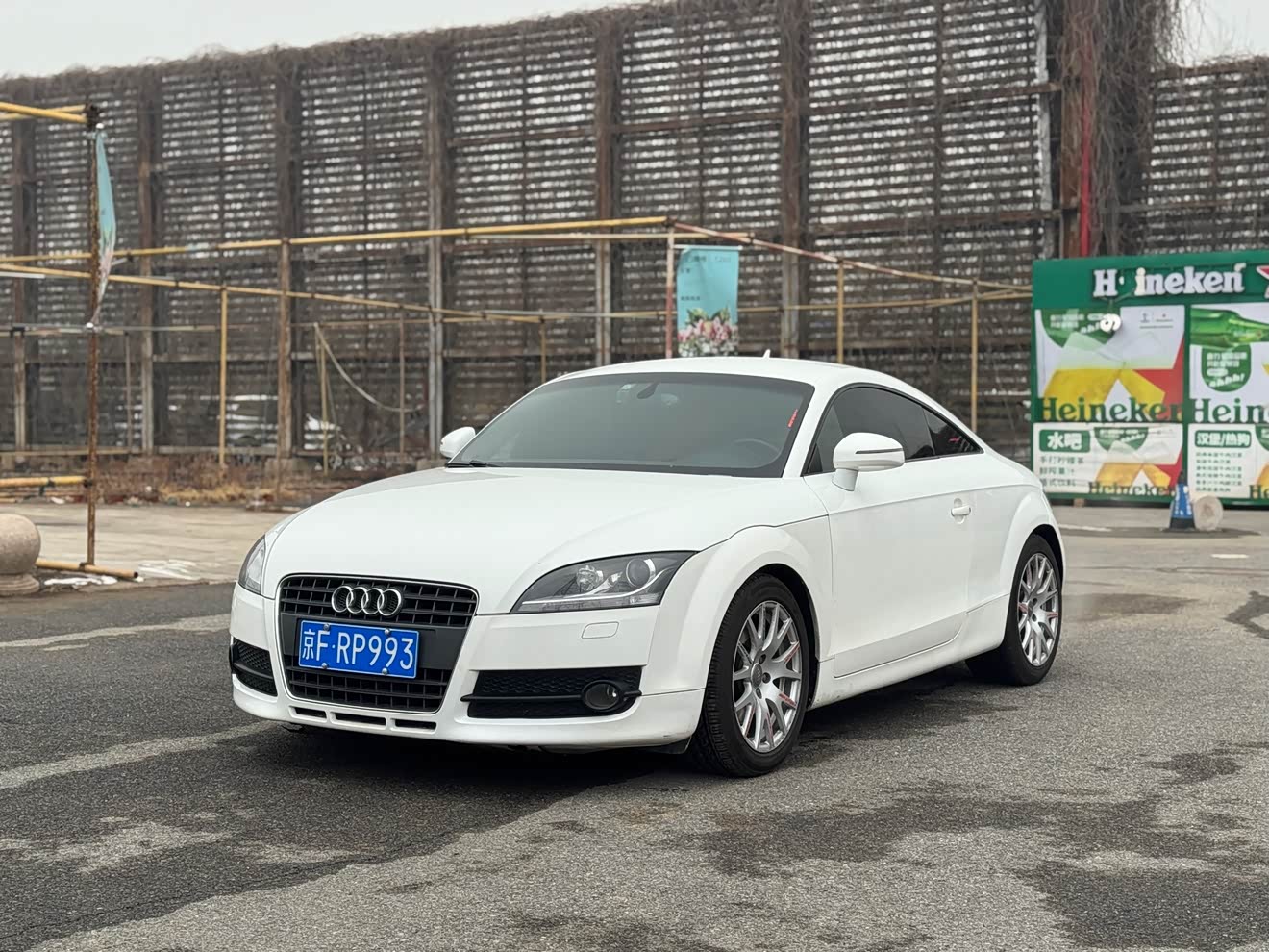 Audi TT 2008 Audi TT 2008 car image