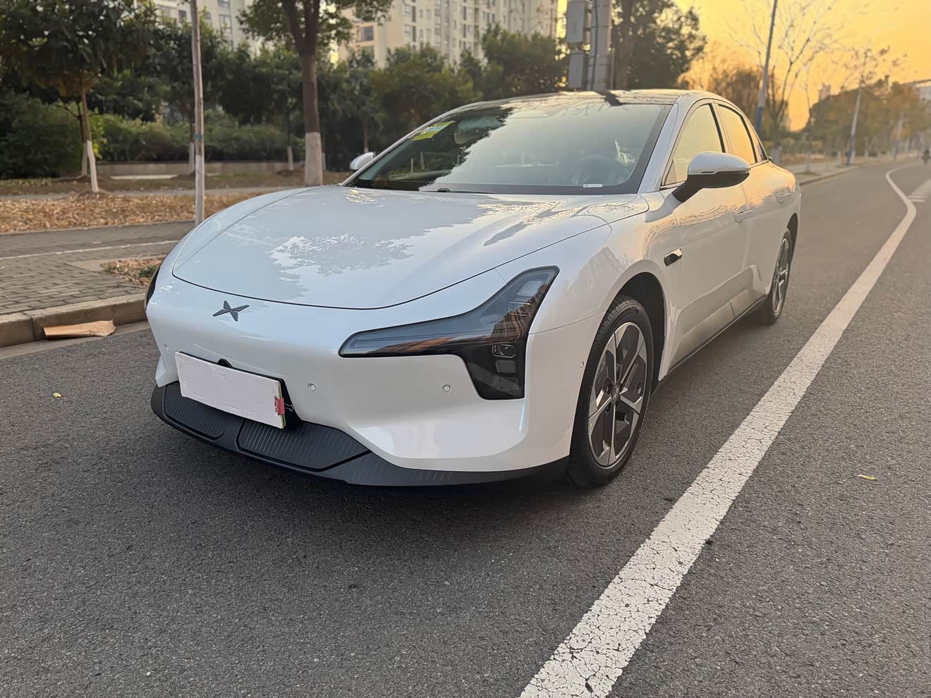 Xpeng MONA M03 2025 immagine di auto 