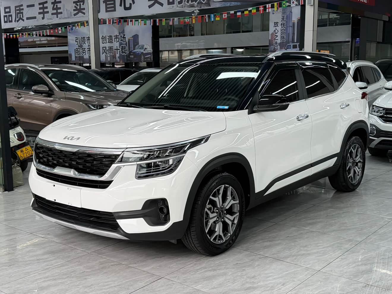 起亚 KX3傲跑 2021 汽车图片 