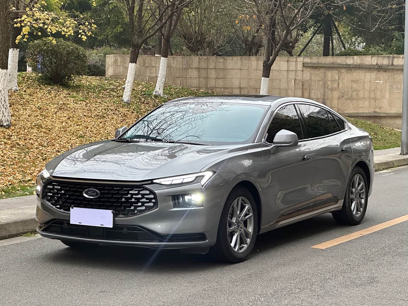 福特 蒙迪欧 2023 汽车图片 