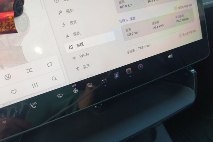 Tesla Model Y 2022 #12 Tesla Model Y 2022 car image #12
