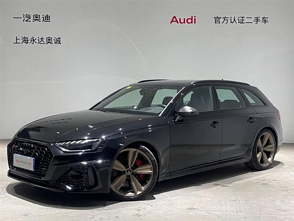 Audi RS 4 2023 car image 