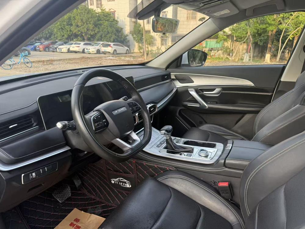 Jetour X70 PLUS 2024 #10 Jetour X70 PLUS 2024 car image #10