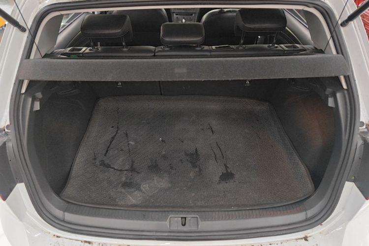 Volkswagen Golf 2016 car image #19