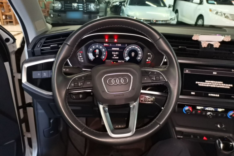 Audi Q3 2023 #11 Audi Q3 2023 immagine di auto #11