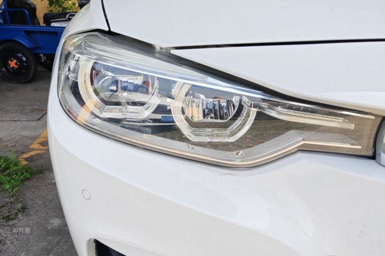 BMW 3 Series 2018 #8 BMW 3 Series 2018 car image #8