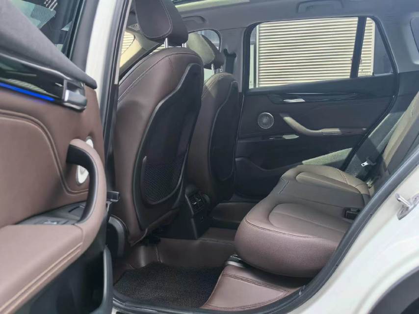 2023 #3 2023 immagine di auto #3