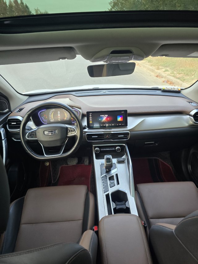 GEELY Coolray 2019 #5 GEELY Coolray 2019 car image #5