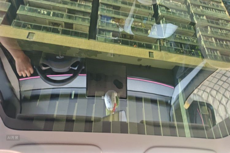 Tesla Model Y 2024 car image #20