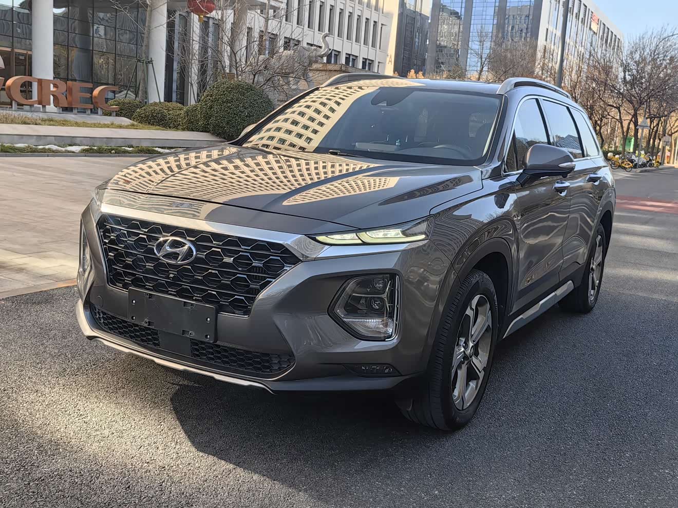 Hyundai Santa Fe 2019 Hyundai Santa Fe 2019 car image