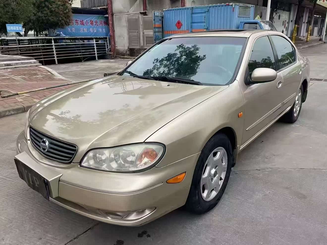 Nissan 2002 Nissan 2002 car image