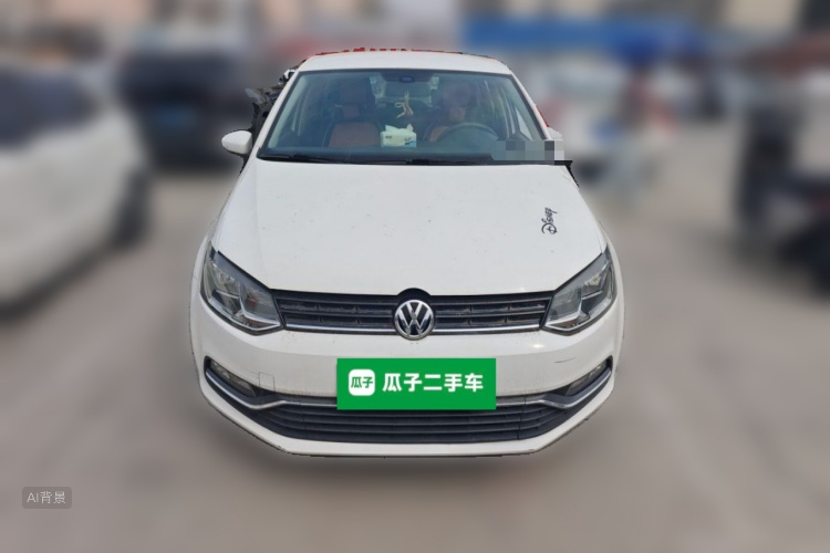 Volkswagen Polo 2015 car image #3