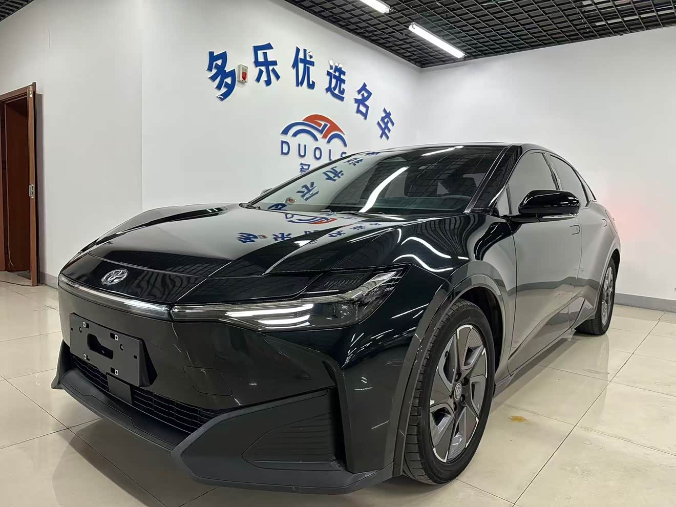 Toyota bZ3 2024 Toyota bZ3 2024 汽车图片