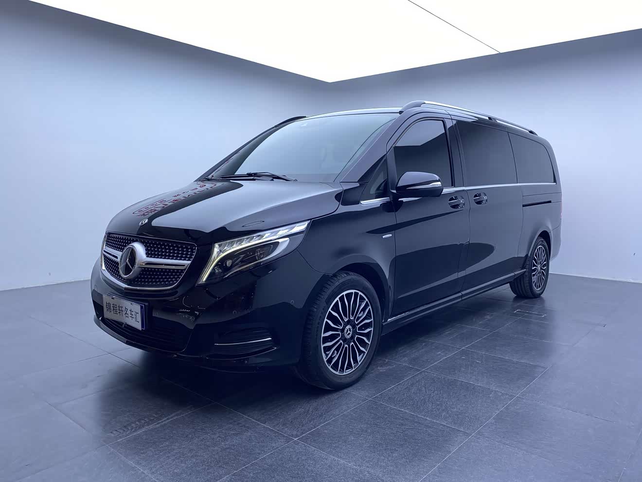 Mercedes-Benz V Class 2019 car image 