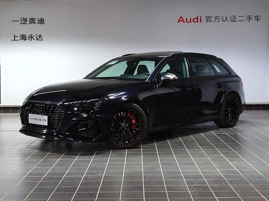 Audi RS 4 2023 car image 