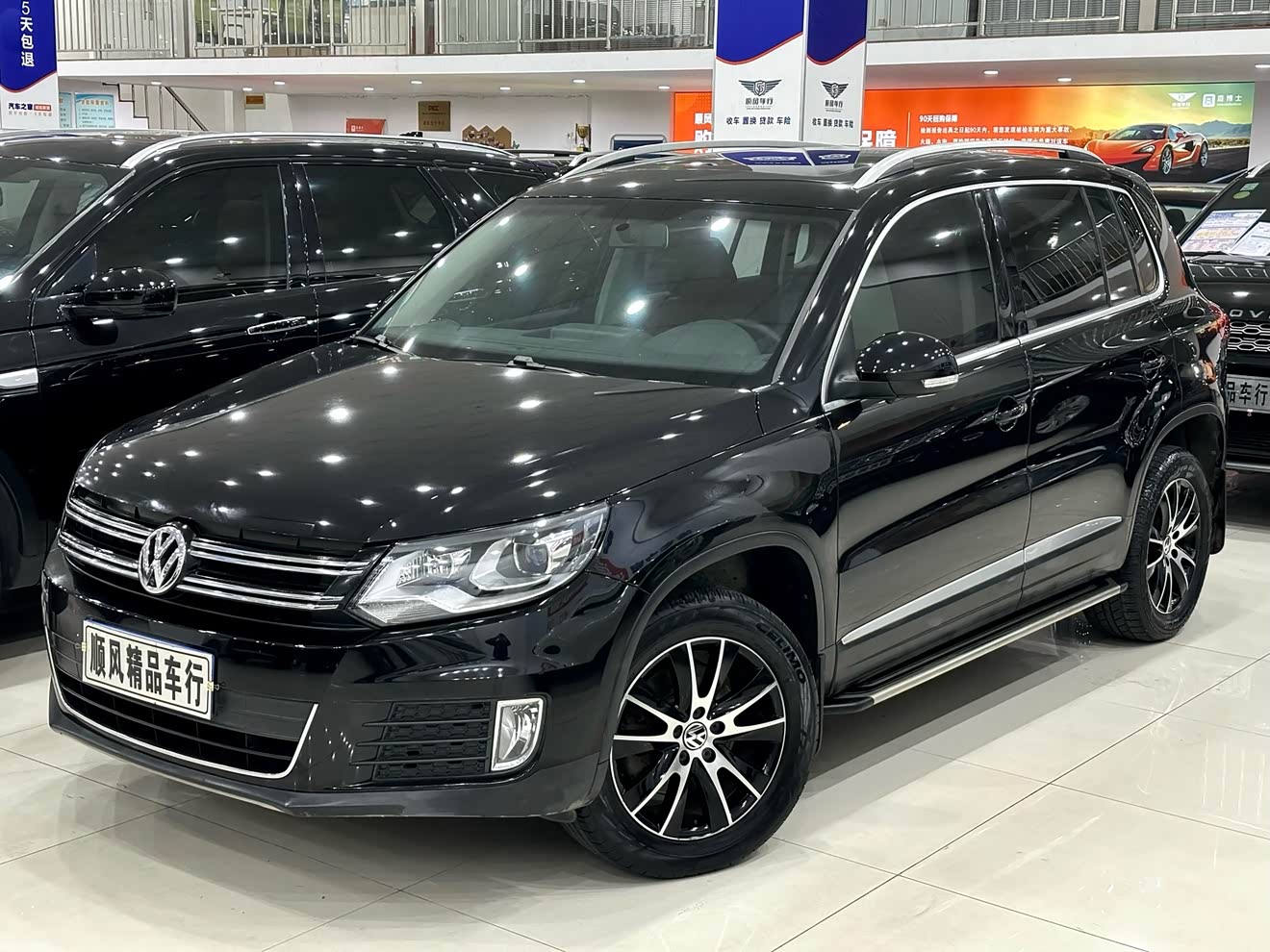 Volkswagen Tiguan 2014 car image 