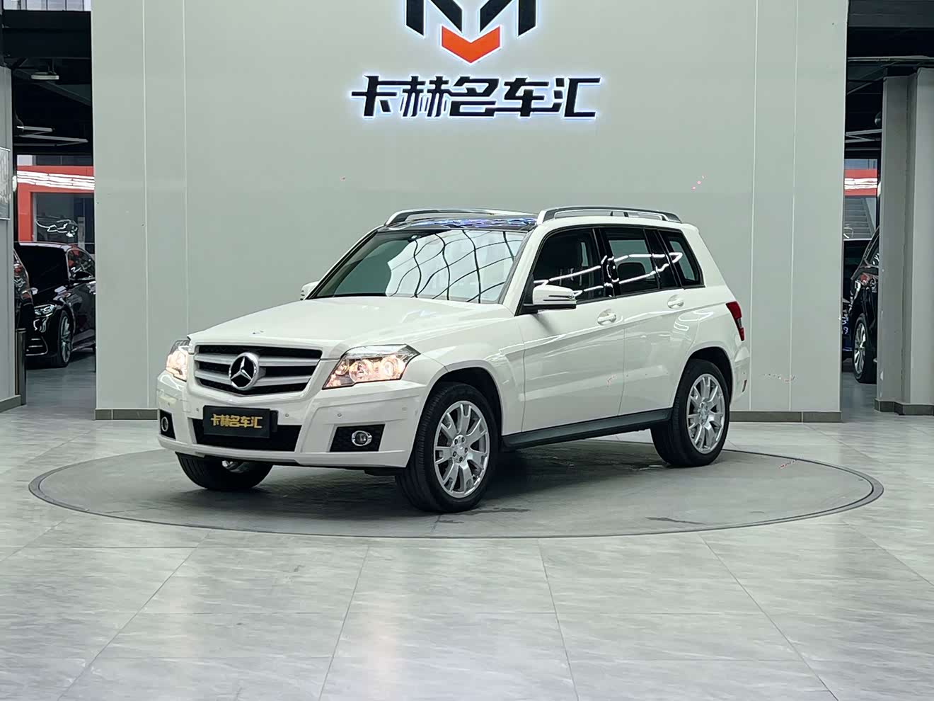 Mercedes-Benz GLK Class (Imported) 2011 Mercedes-Benz GLK Class (Imported) 2011 car image