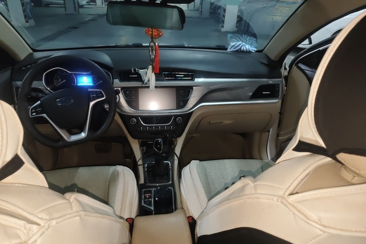GEELY Emgrand 2018 car image #7