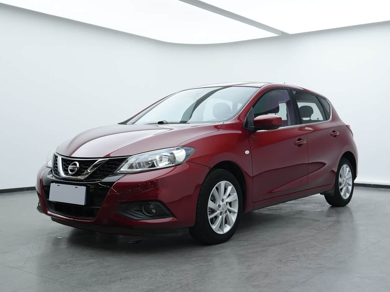 Nissan TIIDA 2018 汽车图片 