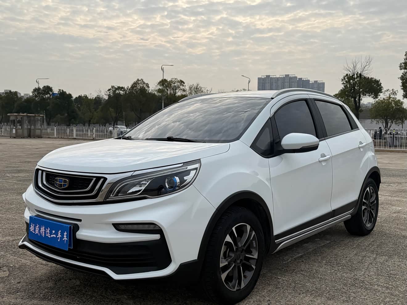 GEELY Vision X3 2020 car image 