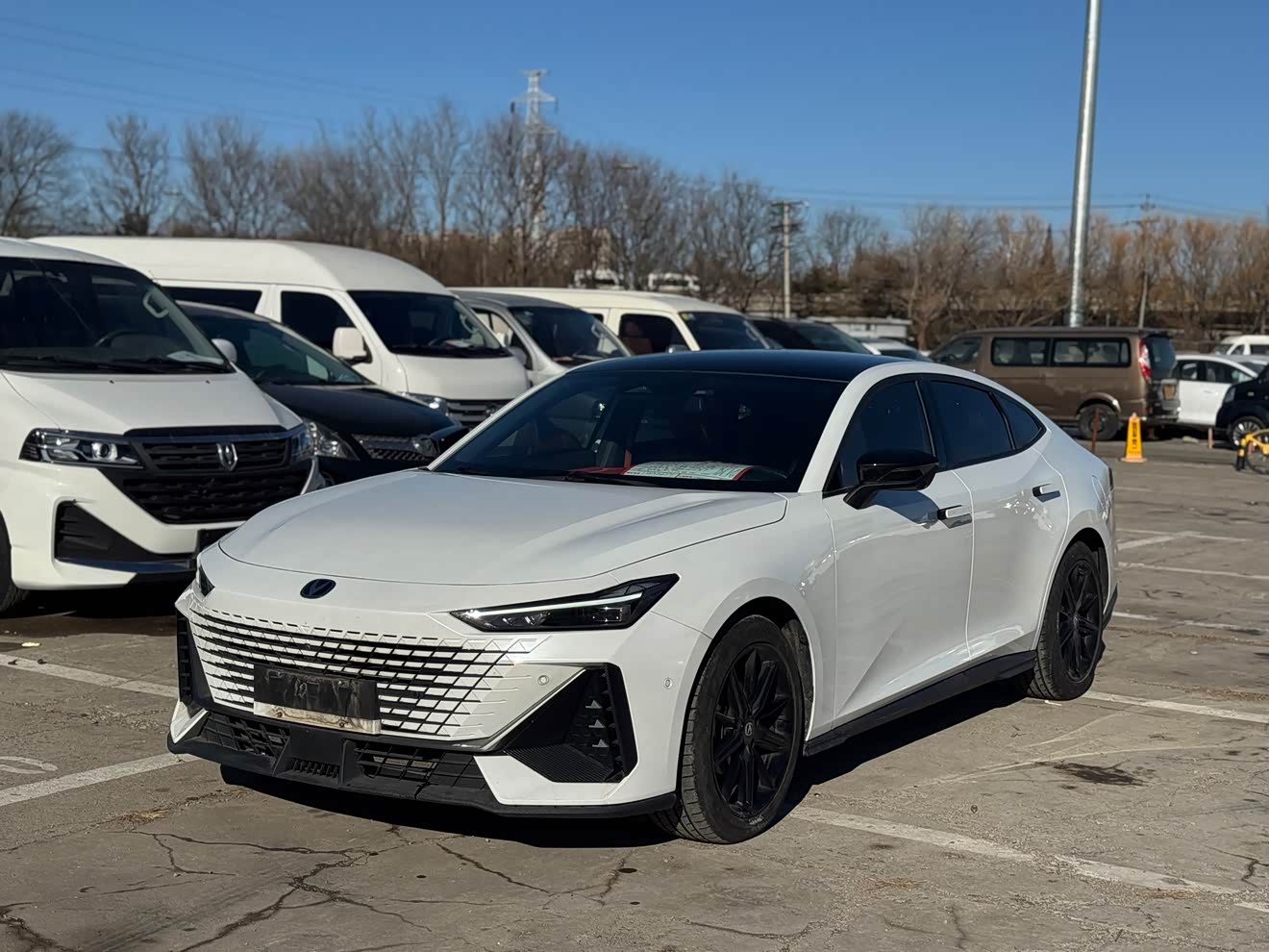 Changan UNI-V 2022 car image 