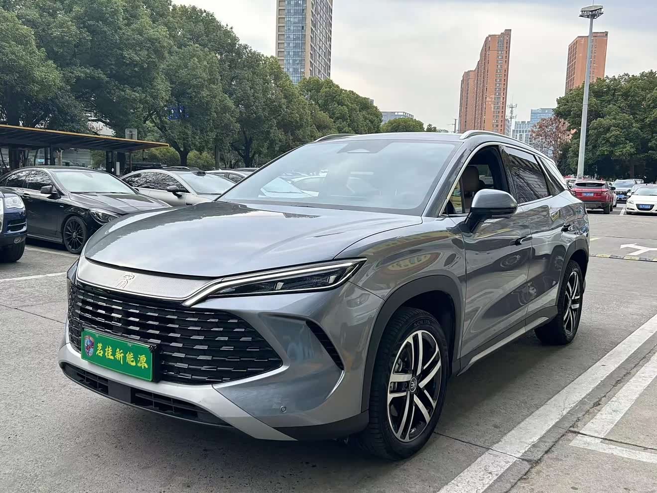 BYD SongL DM-i 2025 car image 